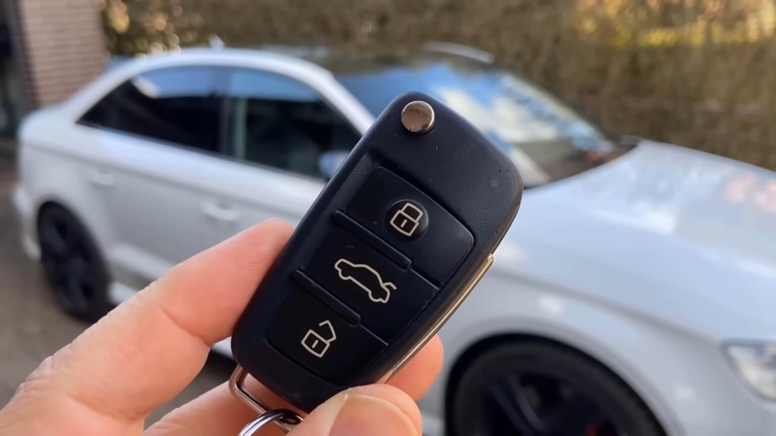 I Locked My Keys in My Car What Can I Do?